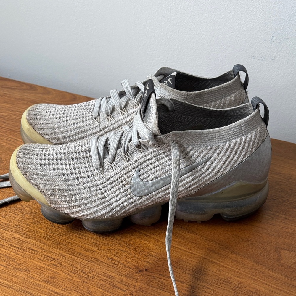 Nike Flyknit VaporMax Moc in Light Grey and Cream Sole